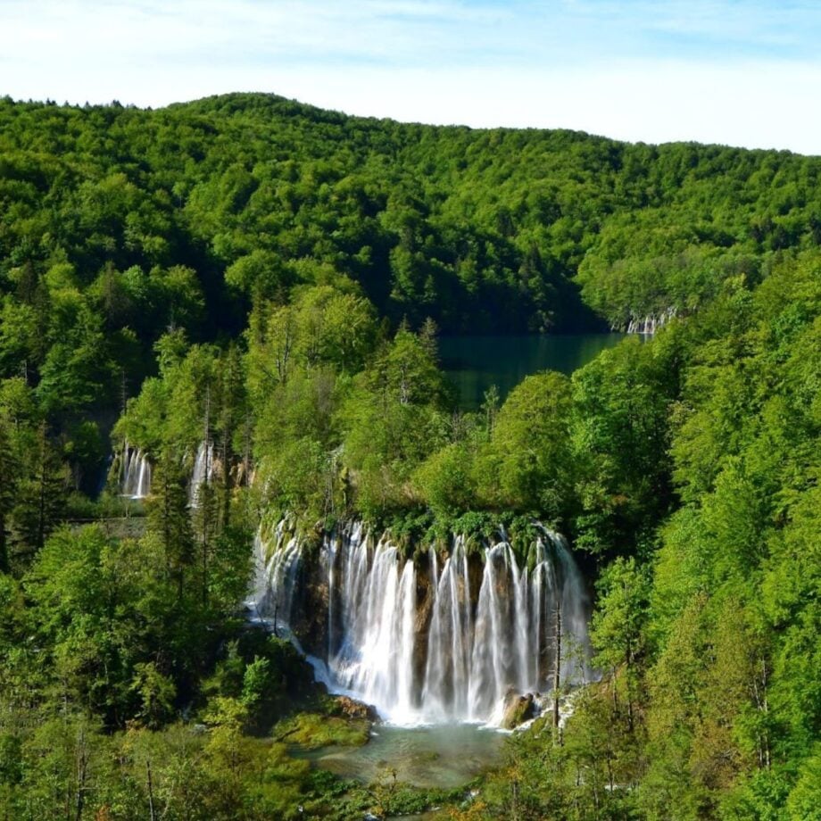 5 reasons to visit Plitvice Lakes National Park