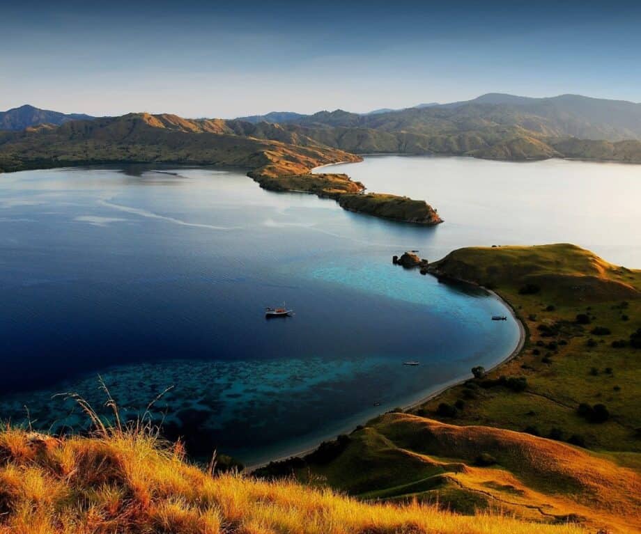 7 reasons to visit Komodo National Park on a luxury phinisi