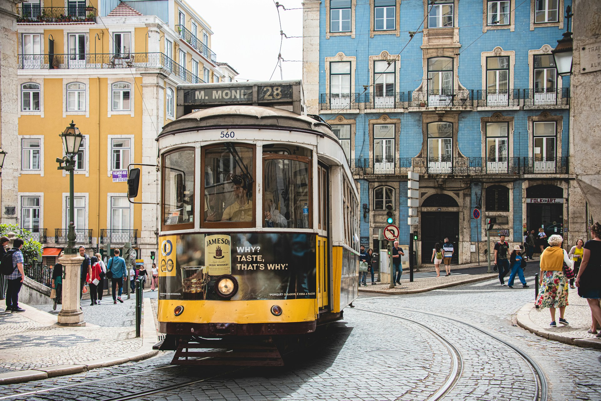 Americans Finding a New Home in Portugal